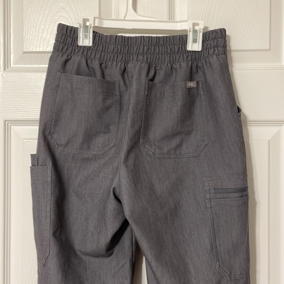 FIGS high waisted yola skinny scrub bottoms - Picture 4 of 4